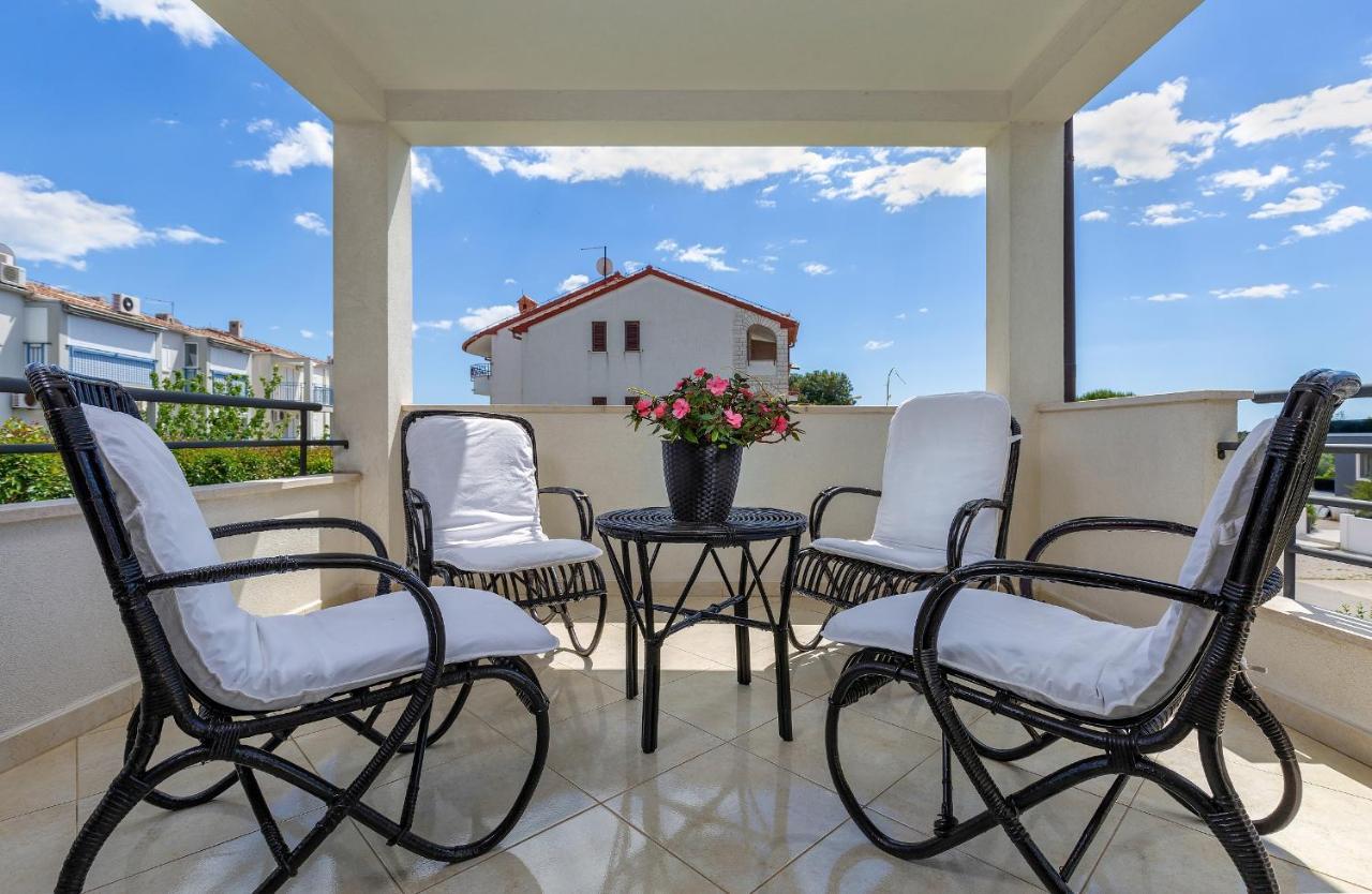 Holiday Apartment Suzana Rovinj Exterior foto
