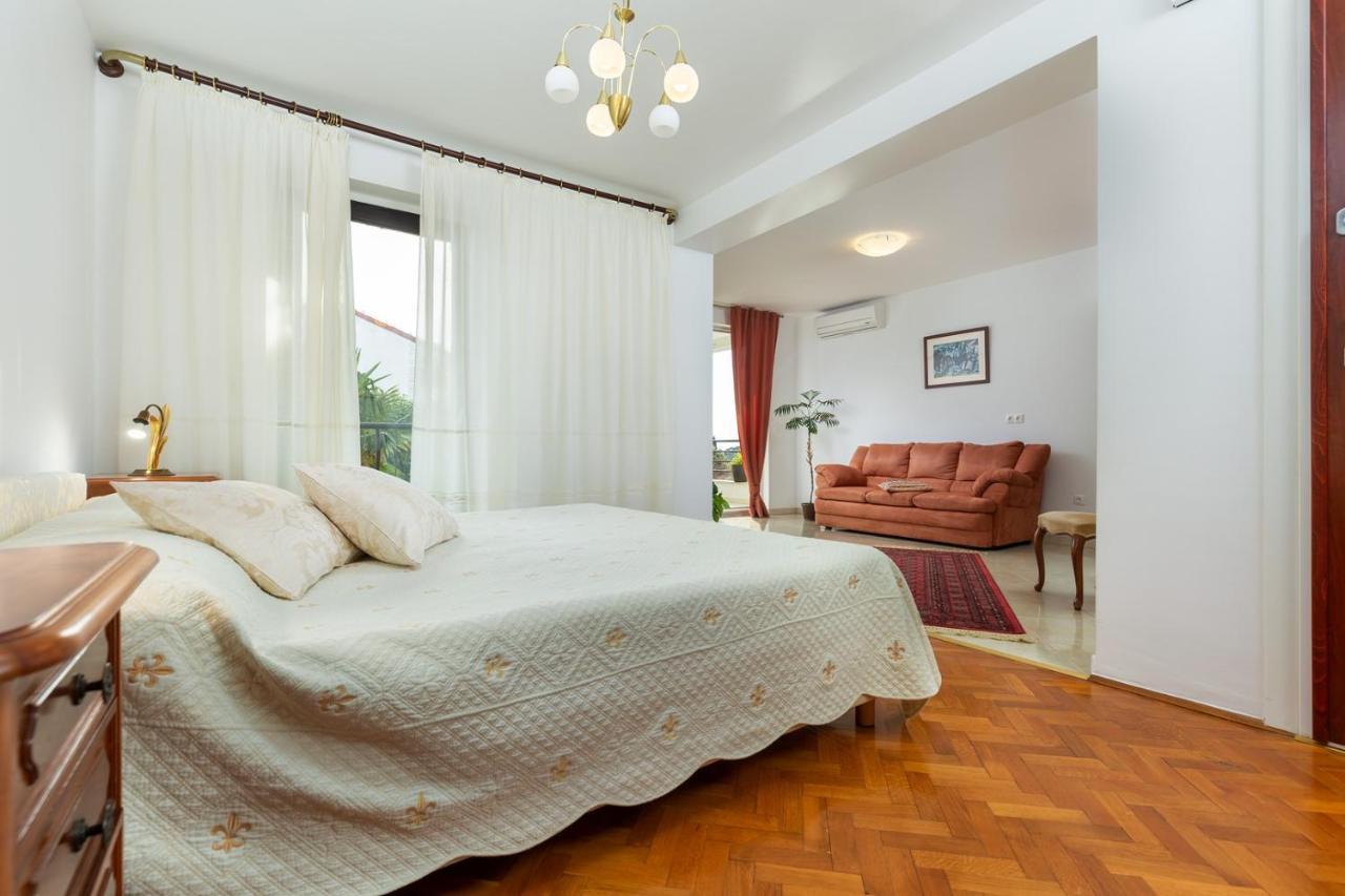 Holiday Apartment Suzana Rovinj Exterior foto
